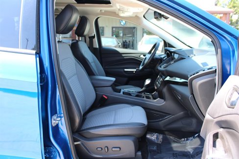 Used 2019 Ford Escape Titanium image 16