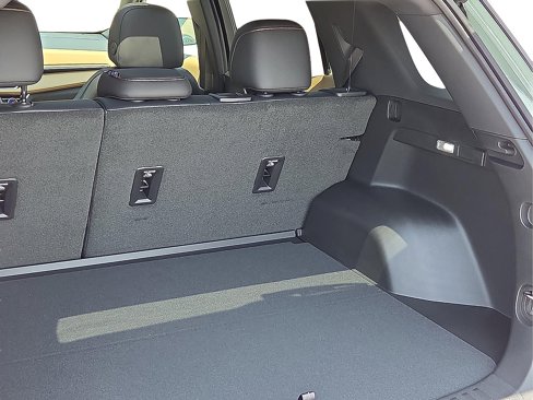 New 2026 Chevrolet Equinox ACTIV w/ Convenience Package III image 8