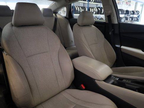Certified 2024 Honda Accord EX image 7