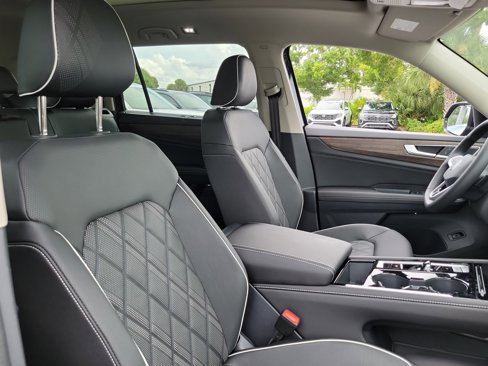 New 2026 Volkswagen Atlas SEL Premium R-Line image 6