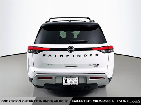New 2025 Nissan Pathfinder Platinum image 6
