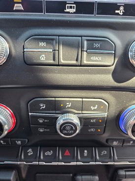 Used 2021 GMC Sierra 1500 AT4 image 28