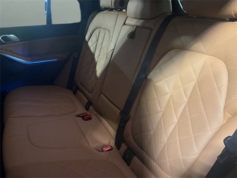 Used 2023 BMW X5 xDrive45e image 23