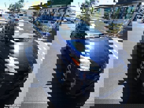 Used 2015 Toyota Prius Two image 1
