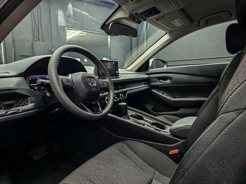 Used 2024 Honda Accord LX image 10