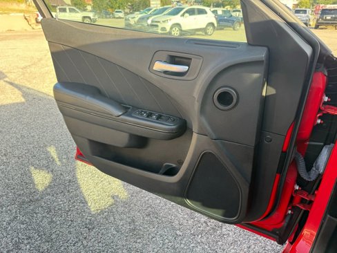 Used 2022 Dodge Charger SXT w/ Blacktop Package image 21