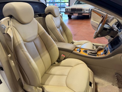Used 2005 Mercedes-Benz SL 500 image 25