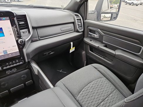 New 2025 RAM 2500 Big Horn image 12