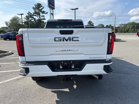New 2025 GMC Sierra 2500 Denali Ultimate w/ Snow Plow Prep/Camper Package image 5