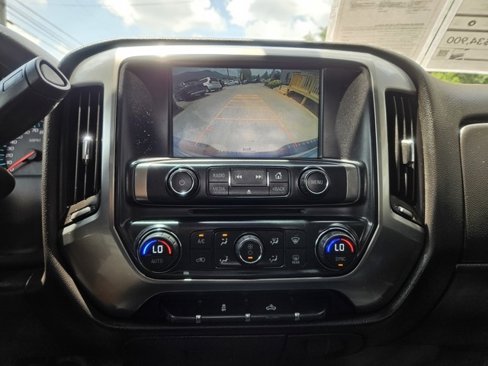 Used 2015 Chevrolet Silverado 2500 LT w/ LT Convenience Package image 19