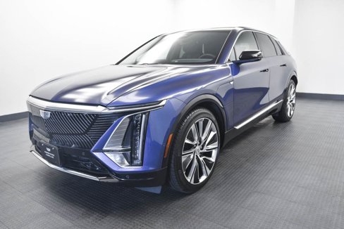 Used 2024 Cadillac Lyriq Luxury image 3