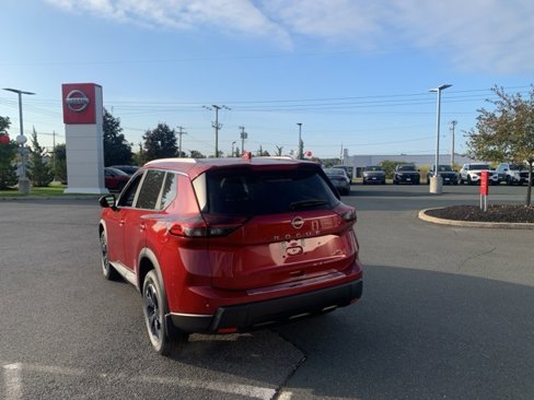 New 2026 Nissan Rogue SV image 5