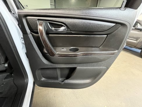 Used 2016 Chevrolet Traverse LTZ image 13