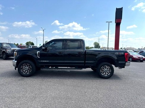 Used 2018 Ford F250 Lariat w/ Lariat Ultimate Package image 2