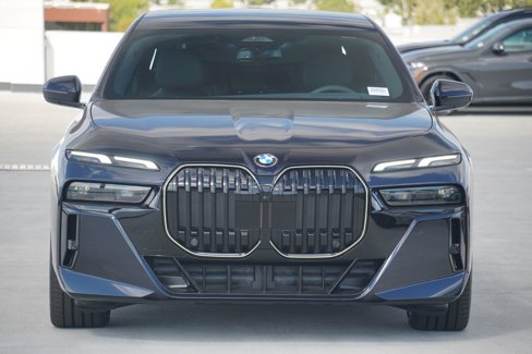 New 2026 BMW 740i w/ Premium Package image 2