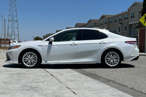 Used 2019 Toyota Camry XLE image 7