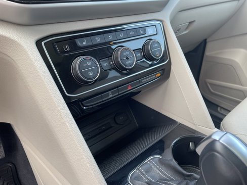 Used 2023 Volkswagen Atlas SE image 27