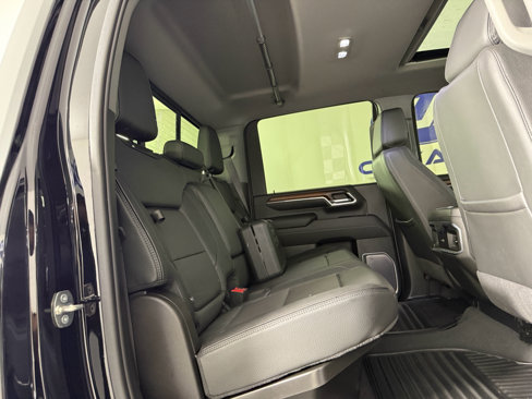 Used 2024 GMC Sierra 3500 Denali w/ Denali Reserve Package image 10