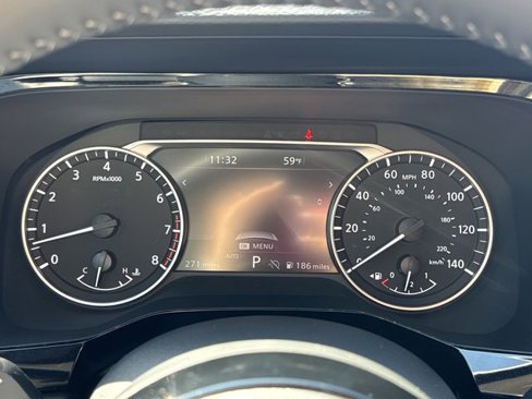 New 2025 Nissan Pathfinder SL image 18