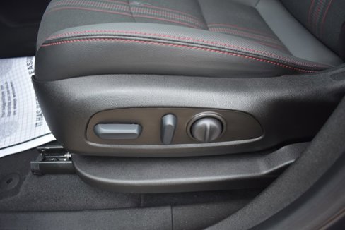Used 2022 Chevrolet Equinox RS image 15