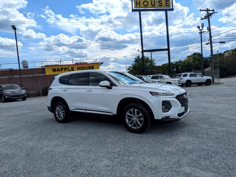 Used 2020 Hyundai Santa Fe SEL w/ Cargo Package image 3