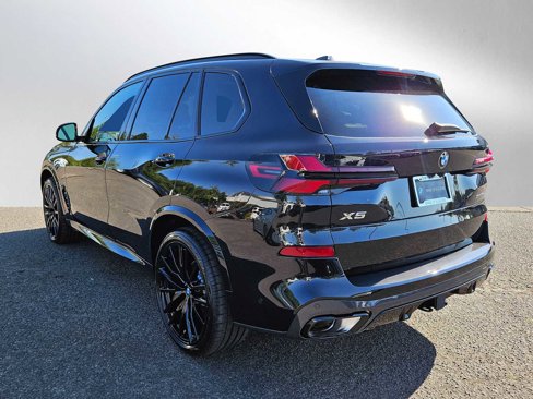 New 2026 BMW X5 xDrive40i w/ M Sport Package image 5