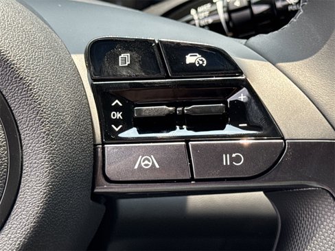 New 2025 Hyundai Elantra Sport image 26