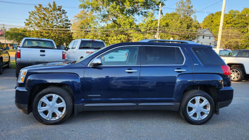 Used 2017 GMC Terrain SLT w/ Open Road Package image 7