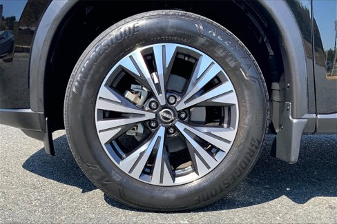 Certified 2023 Nissan Rogue SV image 8
