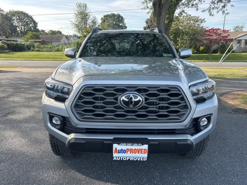 Used 2023 Toyota Tacoma TRD Off-Road w/ Technology Package image 2
