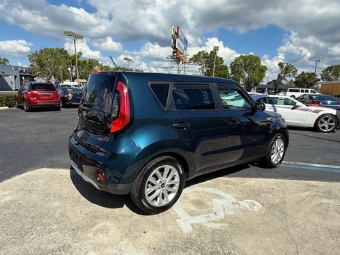 Used 2018 Kia Soul + image 6