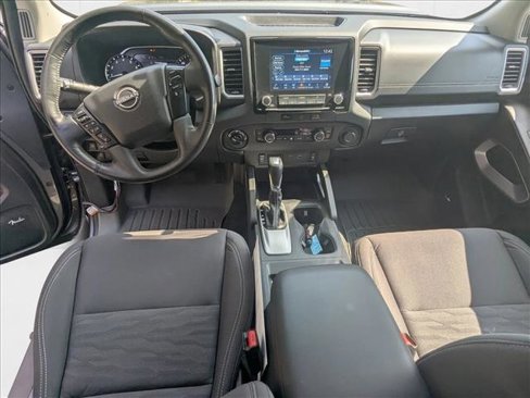 Used 2023 Nissan Frontier SV w/ SV Convenience Package image 17