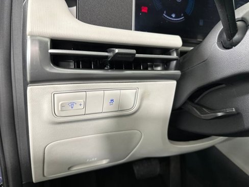 Certified 2025 Hyundai Tucson SE image 19