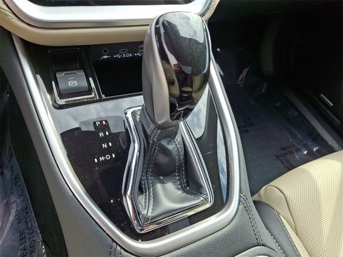 Certified 2025 Subaru Outback Limited image 16