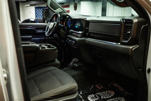 Used 2024 Chevrolet Silverado 2500 LT image 12