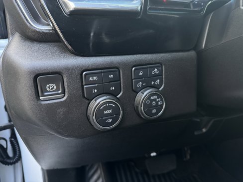 Used 2024 Chevrolet Silverado 2500 LTZ w/ LTZ Convenience Package image 17