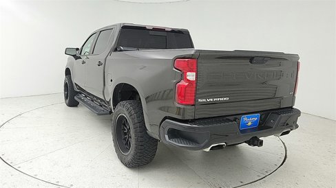 Used 2021 Chevrolet Silverado 1500 LT Trail Boss w/ Convenience Package II image 5