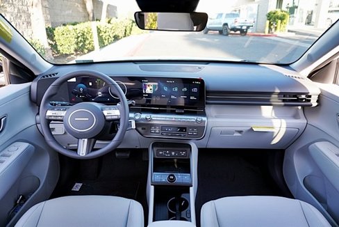 New 2026 Hyundai Kona SEL Premium image 21