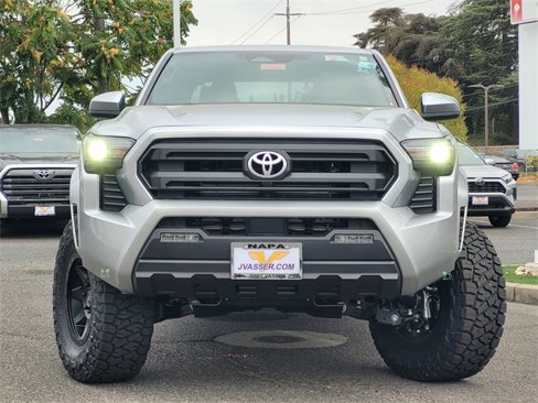 New 2025 Toyota Tacoma SR5 image 2
