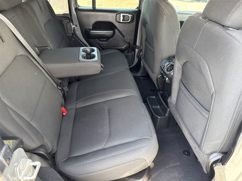 Used 2023 Jeep Wrangler Unlimited image 19
