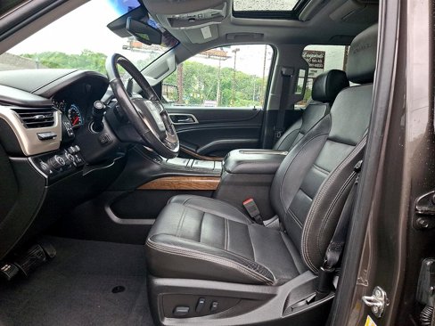 Used 2019 GMC Yukon XL Denali w/ Denali Ultimate Package image 17