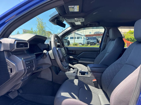 Used 2024 Toyota Tacoma SR5 image 33