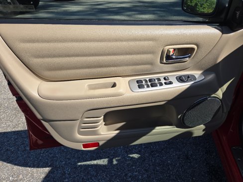 Used 2005 Lexus IS 300 image 9
