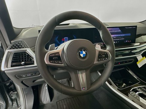 New 2026 BMW X5 xDrive40i w/ M Sport Package image 15