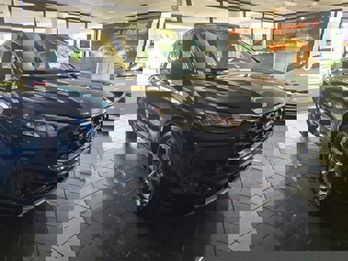 Used 2023 Ford Escape ST-Line image 3