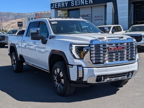 New 2026 GMC Sierra 3500 Denali w/ Denali Reserve Package image 8