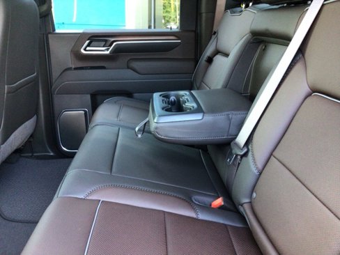 New 2025 GMC Sierra 2500 Denali w/ Denali Reserve Package image 29