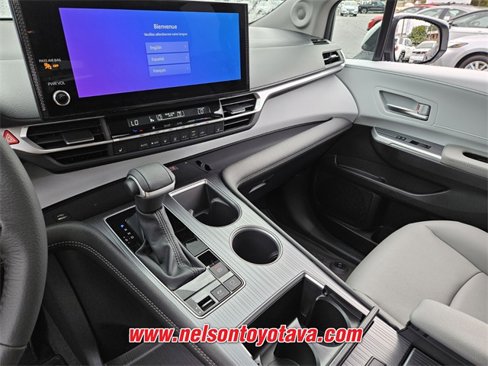 New 2025 Toyota Sienna XLE w/ XLE Plus Package image 10