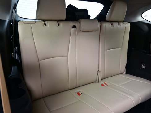 Used 2022 Toyota Highlander XLE image 17