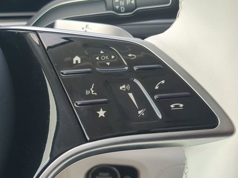 New 2025 Mercedes-Benz Maybach GLS 600 4MATIC image 14